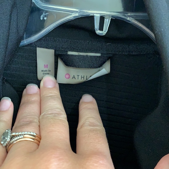 Athleta - medium, cowl neck, running jacket - Picture 5 of 10